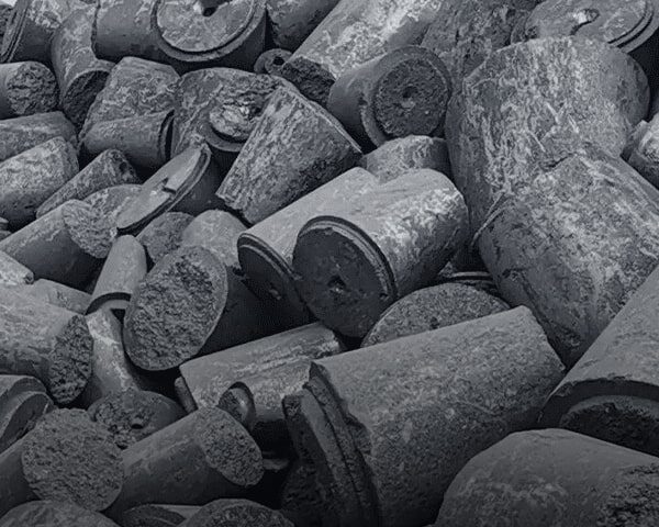 بقايا الأقطاب الكربونية Graphite Electrodes Scrap